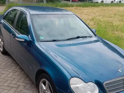 Gebraucht Mercedes C180 2005 Blau Limousine