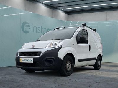 Gebraucht Fiat Fiorino 95 PS (69 kW) 2020 Weiß Van / Kleinbus
