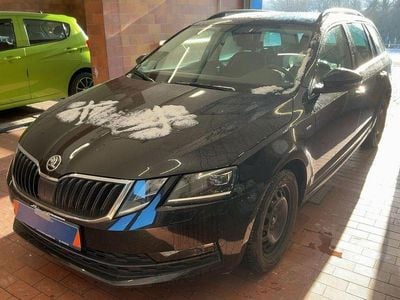 Schwarz Gebraucht 2017 Skoda Octavia Drive Kombi | 16.799 € (Etwas zu teuer)