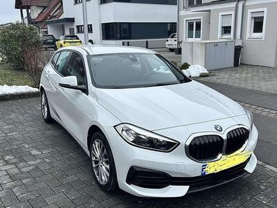 Gebraucht BMW 118 Advantage 140 PS (102 kW) 2020 Weiß Kleinwagen