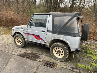 Suzuki Samurai