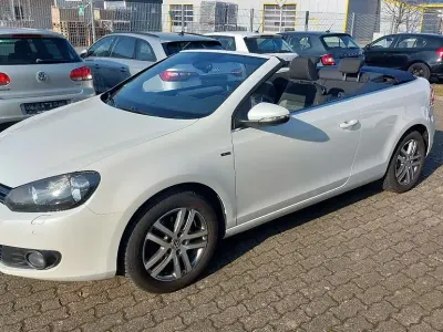 Gebraucht VW Golf Cabriolet Basis 105 PS (77 kW) 2014 Weiß Cabrio