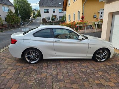 BMW 220
