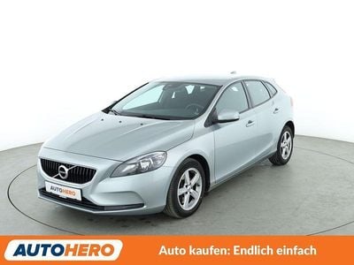 Grau Gebraucht 2018 Volvo V40 Kinetic Kombi | 15.550 € (Fairer Preis)