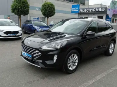 Gebraucht Ford Kuga Titanium 120 PS (88 kW) 2023 Agate black SUV