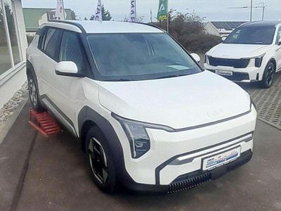 Schneeweiß Neu 2025 Kia EV3 SUV | 37.480 €