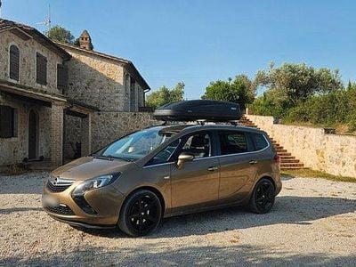 Usata Opel Zafira Tourer Edition 165 CV (121 kW) 2013 Marrone Monovolume