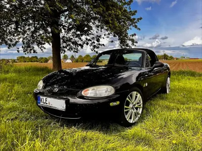 Gebraucht Mazda MX5 140 PS (102 kW) 2000 Schwarz Cabrio