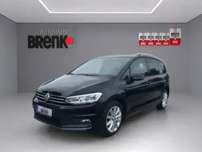 Gebraucht VW Touran Join 150 PS (110 kW) 2019 Deep black perleffekt Van / Kleinbus