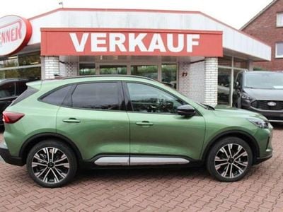 Gebraucht Ford Kuga Active X 243 PS (178 kW) 2024 Bursting green SUV
