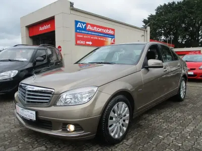 Gebraucht Mercedes C200 136 PS (100 kW) 2010 Beige Limousine