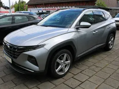 Używany Hyundai Tucson Trend 179 KM (131 kW) 2021 Srebrny SUV