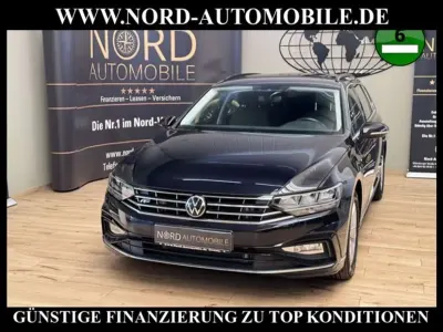 Gebraucht VW Passat R-line 200 PS (147 kW) 2023 Schwarz Kombi