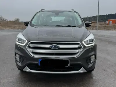 Gebraucht Ford Kuga 150 PS (110 kW) 2018 Grau SUV