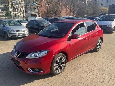 Gebraucht Nissan Pulsar N-Connecta 116 PS (85 kW) 2017 Rot Kleinwagen