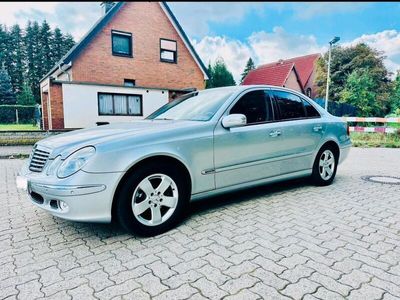 Mercedes E240