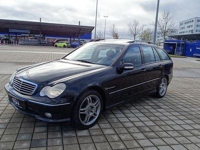 Schwarz Gebraucht 2003 Mercedes C32 AMG AMG Limousine | 9.900 €