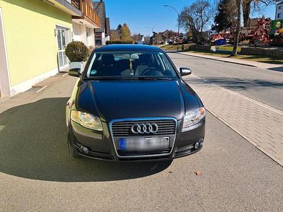 Gebraucht Audi A4 131 PS (96 kW) 2007 Grau Limousine
