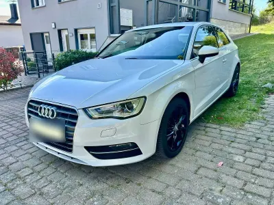 Gebraucht Audi A3 Ambition 105 PS (77 kW) 2013 Weiß Limousine