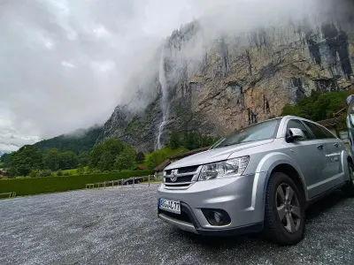 Gebraucht Fiat Freemont 140 PS (102 kW) 2011 Silber SUV