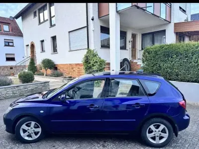 Gebraucht Mazda 3 105 PS (77 kW) 2004 Blau Limousine