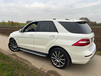Gebraucht Mercedes ML350 258 PS (189 kW) 2012 Weiß SUV