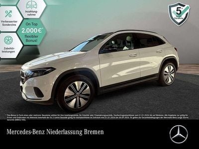 Weiß Gebraucht 2023 Mercedes EQA250 Electric Art SUV | 30.390 € (Guter Preis)