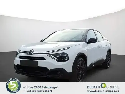 Używany Citroën C4 Feel 131 KM (96 kW) 2023 Biały Sedan/Limuzyna