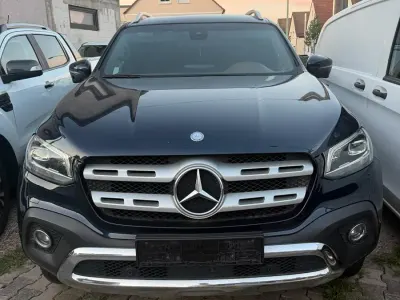 Gebraucht Mercedes X250 190 PS (139 kW) 2018 Blau Pickup