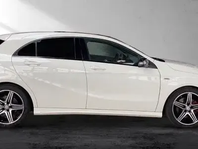 Gebraucht Mercedes A250 AMG line 218 PS (160 kW) 2016 Weiß Kleinwagen