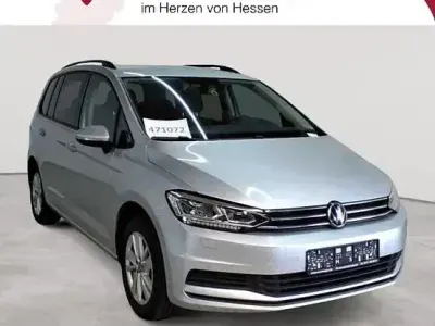 Gebraucht VW Touran Comfortline 150 PS (110 kW) 2021 Silber Van / Kleinbus