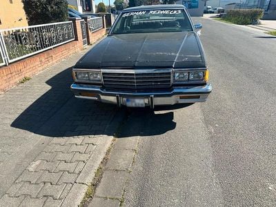 Begagnad Chevrolet Caprice 1983 Svart Sedan