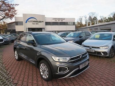 Neu VW T-Roc Style 150 PS (110 kW) 2025 Grau SUV
