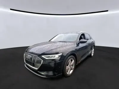 Second-hand Audi e-tron Advanced 230 kW (313 CP) 2022 Negru SUV
