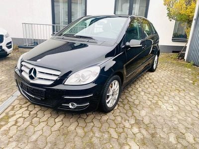 Gebraucht Mercedes B150 95 PS (69 kW) 2009 Van / Kleinbus