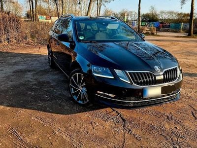 Gebraucht Skoda Octavia LAURIN & KLEMENT 184 PS (135 kW) 2019 Schwarz Limousine
