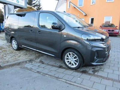 Gebraucht Peugeot Traveller Family 177 PS (130 kW) 2025 Grau Van / Kleinbus