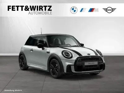 Gebraucht Mini John Cooper Works 136 PS (100 kW) 2022 White silver Kleinwagen