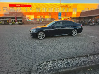 Gebraucht BMW 525 M Sport 231 PS (169 kW) 2014 Schwarz Limousine