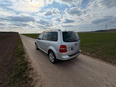 Gebraucht VW Touran 105 PS (77 kW) 2006 Silber Van / Kleinbus