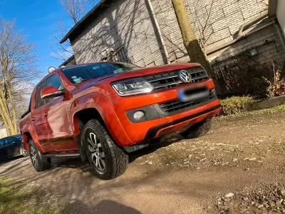 Używany VW Amarok 180 KM (132 kW) 2015 Pomarańczowy Pickup