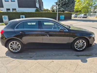 Gebraucht Mercedes A200 163 PS (119 kW) 2018 Schwarz Kleinwagen