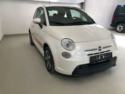 Second-hand Fiat 500e 83 kW (113 CP) 2014 Creme Hatchback