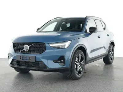 Usata Volvo XC40 Plus 163 CV (119 kW) 2025 Blu SUV