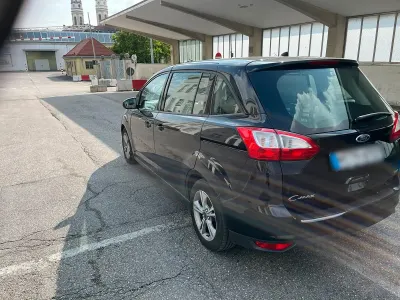 Gebraucht Ford C-MAX 140 PS (102 kW) 2014 Van / Kleinbus