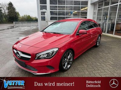 Gebraucht Mercedes CLA220 Shooting Brake 184 PS (135 kW) 2016 Rot Kombi