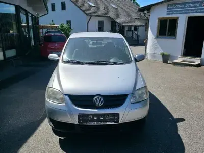 Gebraucht VW Fox Basis 54 PS (39 kW) 2007 Silber Kleinwagen