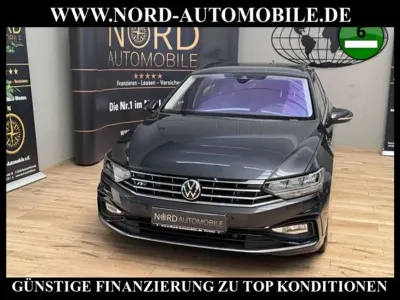 Gebraucht VW Passat R-line 190 PS (139 kW) 2023 Mangangrau metallic (metallic) Kombi