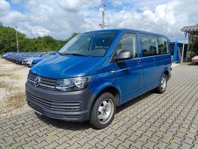 Gebraucht VW Caravelle 102 PS (75 kW) 2018 Blau Van / Kleinbus