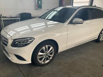Gebraucht Mercedes C220 194 PS (142 kW) 2019 Weiß Kombi